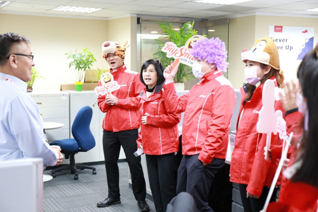 111210Canon pic06